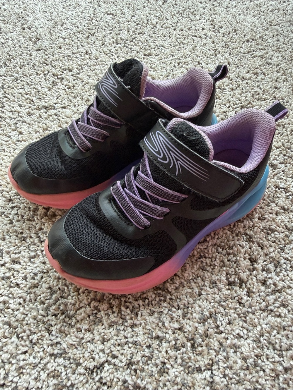 Vively toddler girls size 12 Black Purple Pink Light-Up Sneakers